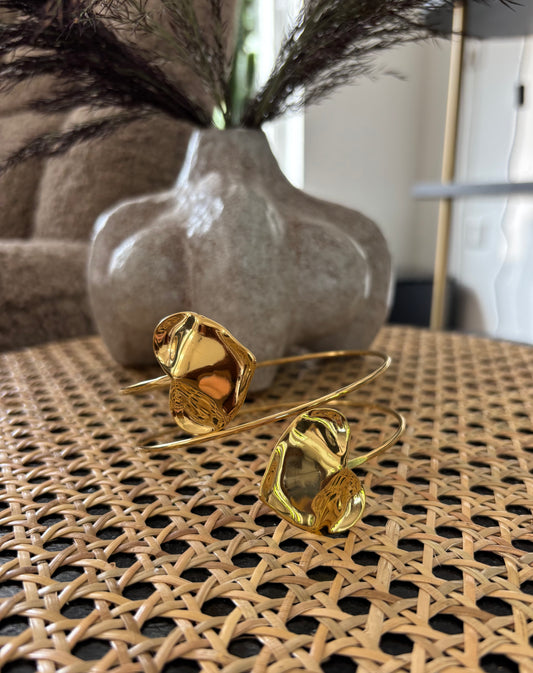 Statement Love boven armband
